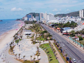  - Có cao tốc, du khách miền Tây và Đông Nam Bộ đổ về Vũng Tàu