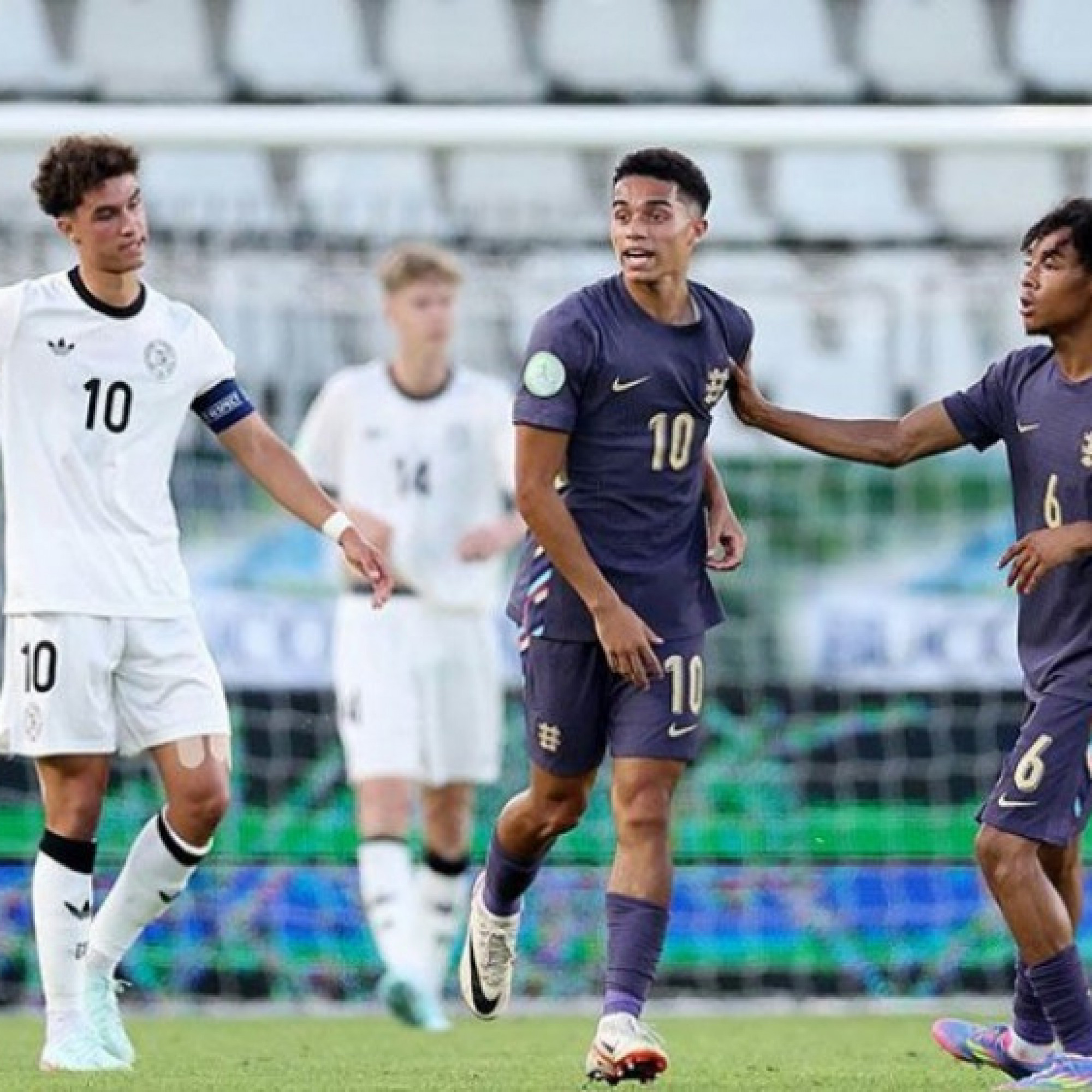  - Kết quả bóng đá U19 Đức - U19 Anh: Đại tiệc 10 bàn thắng, dẫn 5-1 vẫn không thắng (U19 châu Âu)