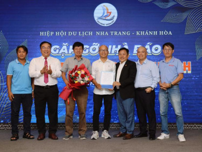  - Khánh Hòa ra mắt CLB Báo chí Du lịch