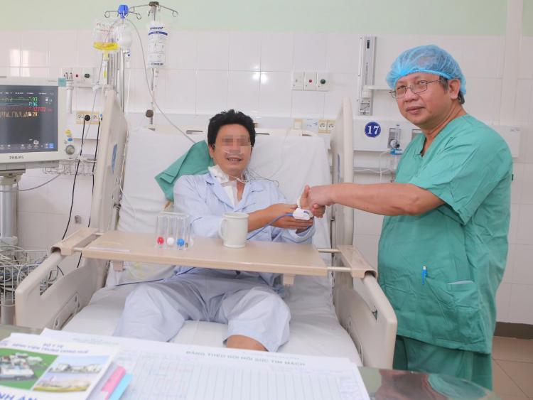 Thực hiện thành công 4 ca ghép tim, gan, giác mạc xuyên Việt