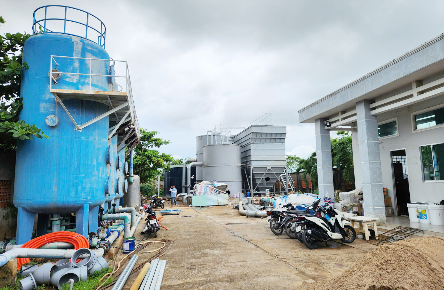 Công ty Cổ phần Cấp nước Sóc Trăng vận hành hệ thống khử trùng nước bằng tia cực tím - 9