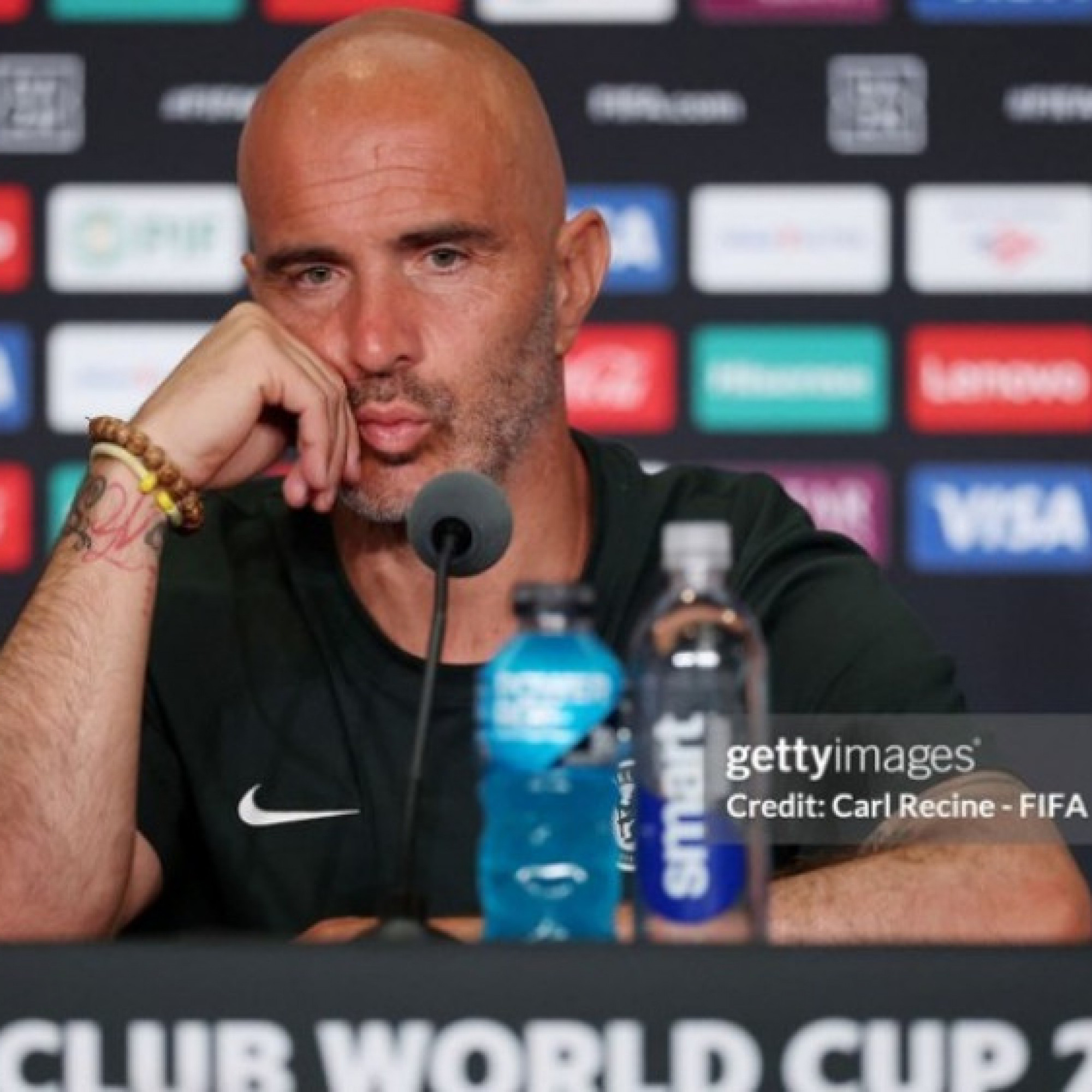  - Maresca "phê bình" Jackson vì thẻ đỏ, tiền đạo Chelsea có thể nhận án nặng