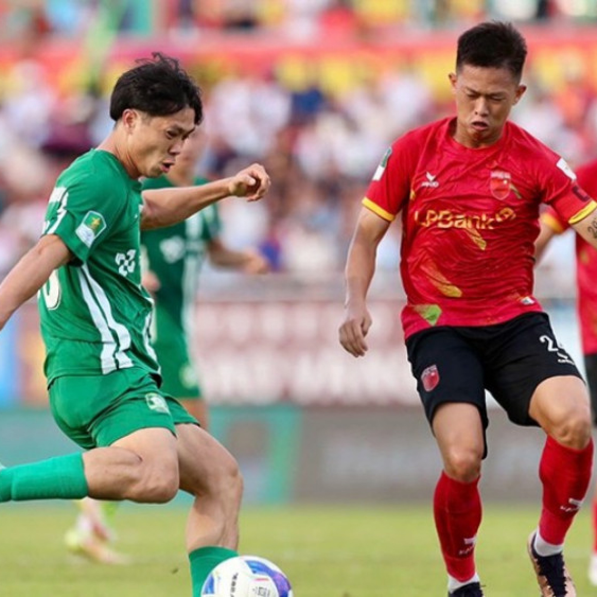  - Công Phượng "nhảy múa", giúp Bình Phước giành vé tranh suất V-League