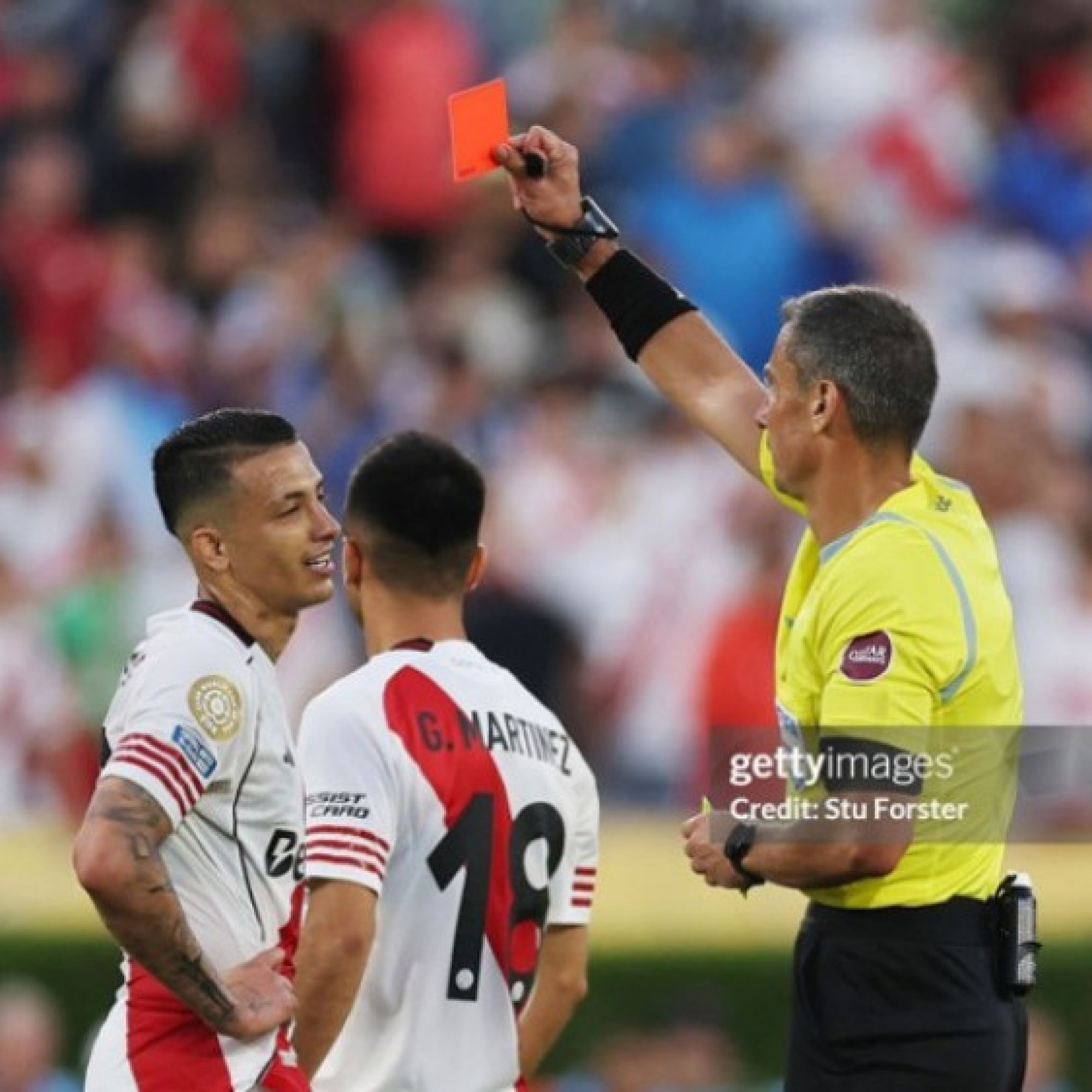  - River Plate đấu Monterrey hóa "võ đài": Cơn mưa 10 thẻ vàng & 1 thẻ đỏ