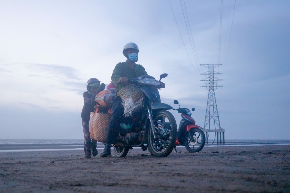 rong ruoi binh dai dam minh thien nhien, hoa than lam ‘dan que thu thiet’ - 7