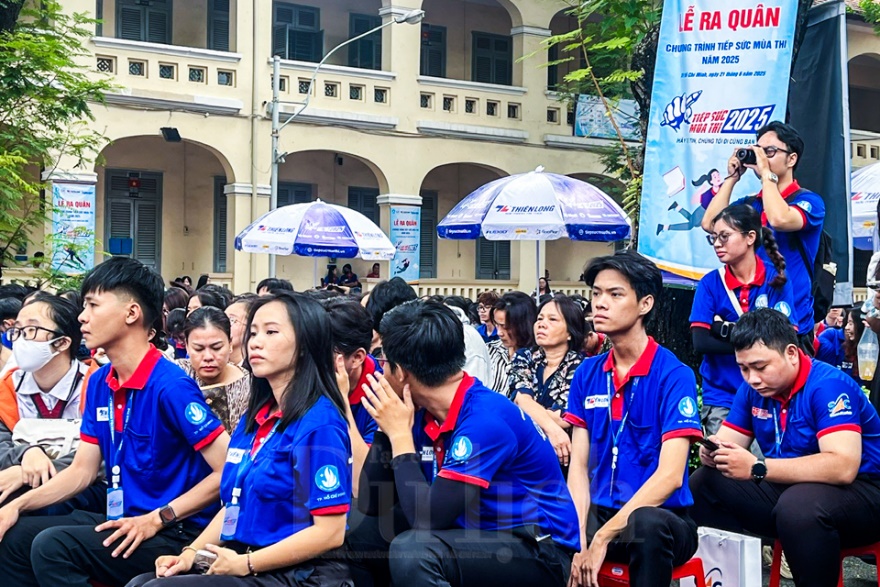 Tiếp sức mùa thi – Bạn không đơn độc, chúng tôi sẳn sàng hỗ trợ - 1