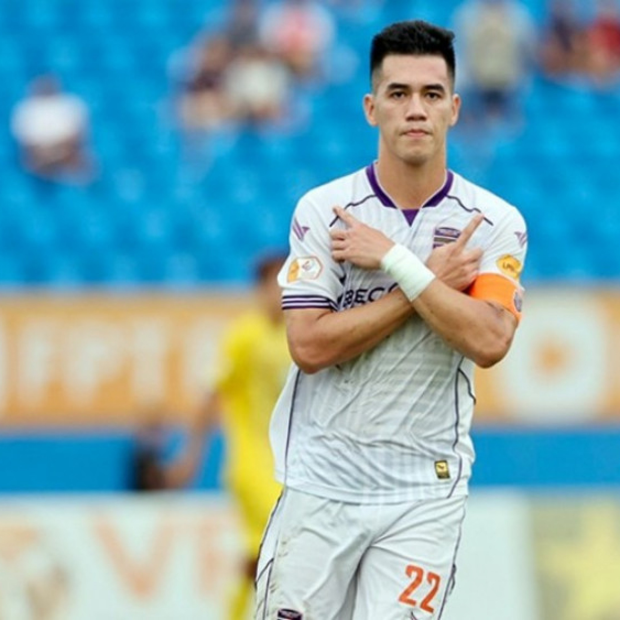  - Tiến Linh một mình đấu “băng nhóm Brazil”, ngoạn mục giành Vua phá lưới V-League