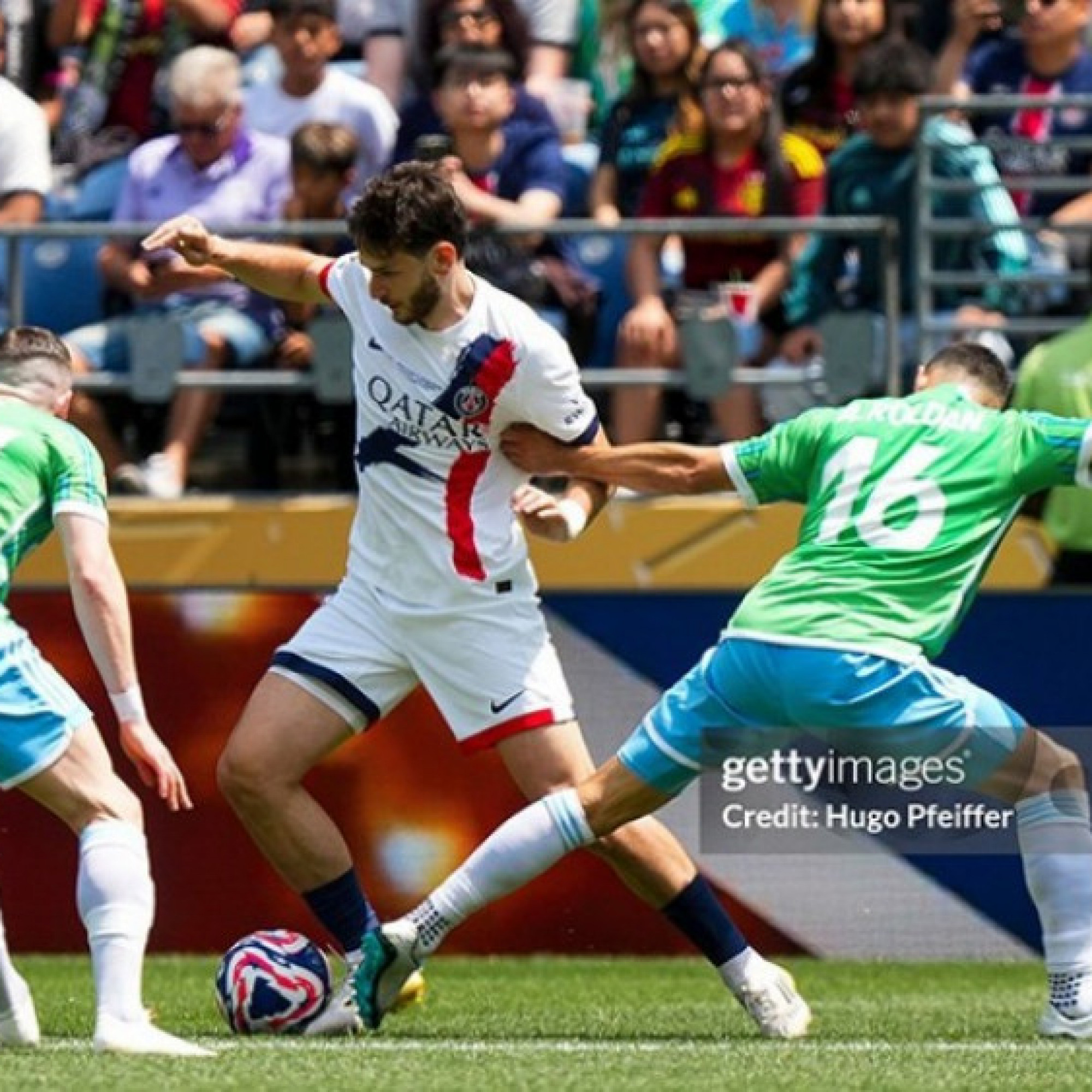  - Tình huống hot Seattle Sounders - PSG: "Maradona mới" ghi danh lịch sử