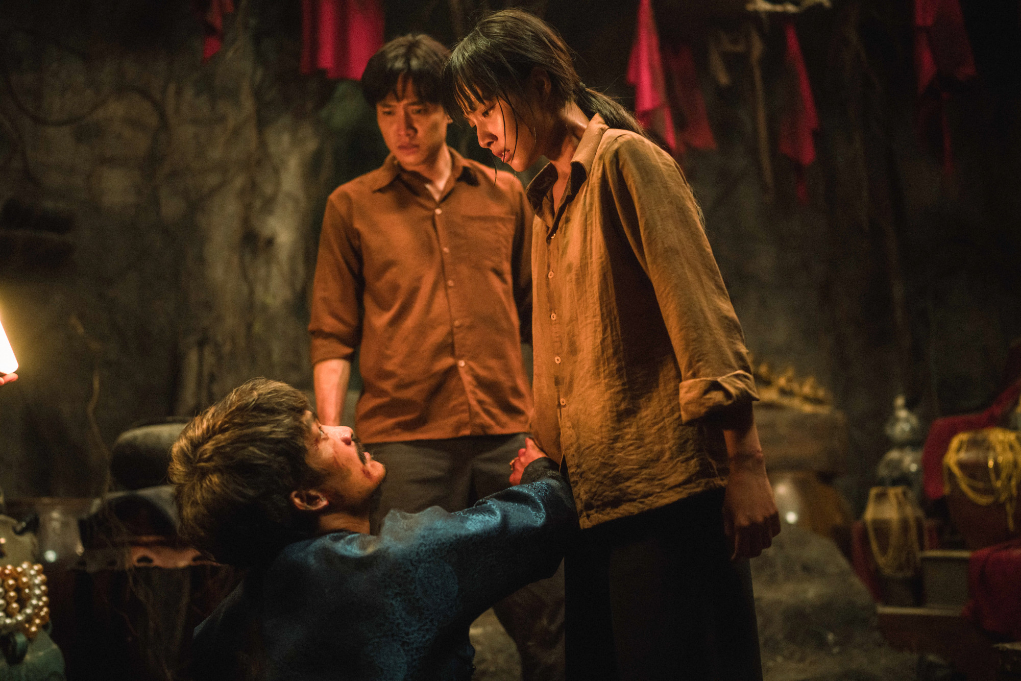 Review "Út Lan: Oán linh giữ của": Văn hóa bản địa đậm nét, Quốc Trường chưa để lại nhiều dấu ấn - 1