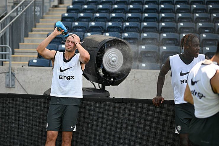 Tin mới nhất bóng đá tối 24/6: Gareth Bale muốn mua lại đội bóng ở giải hạng nhất Anh - 3