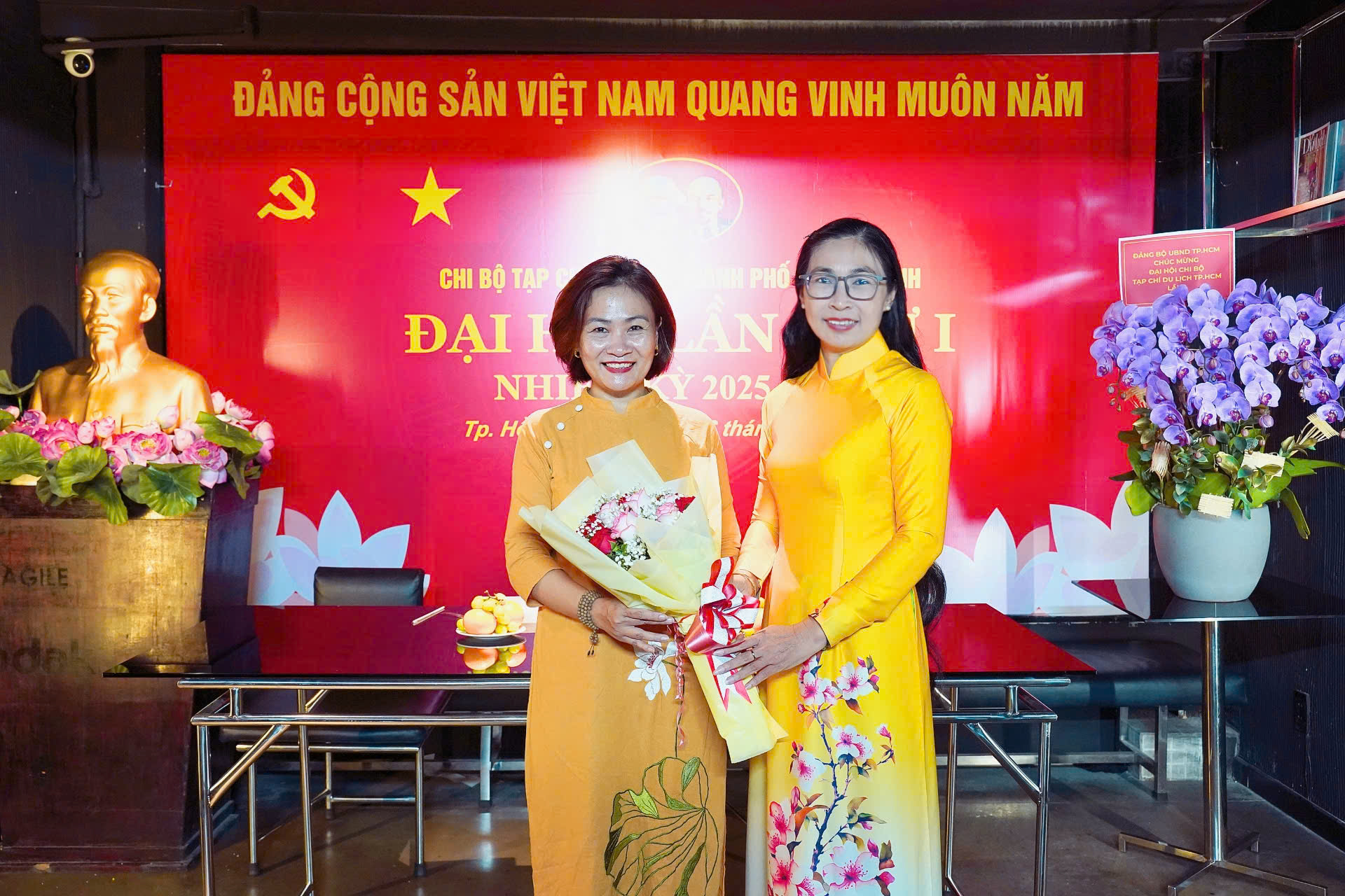 chi bo tap chi du lich tp.hcm: vung buoc trong chuyen doi va hoi nhap - 5