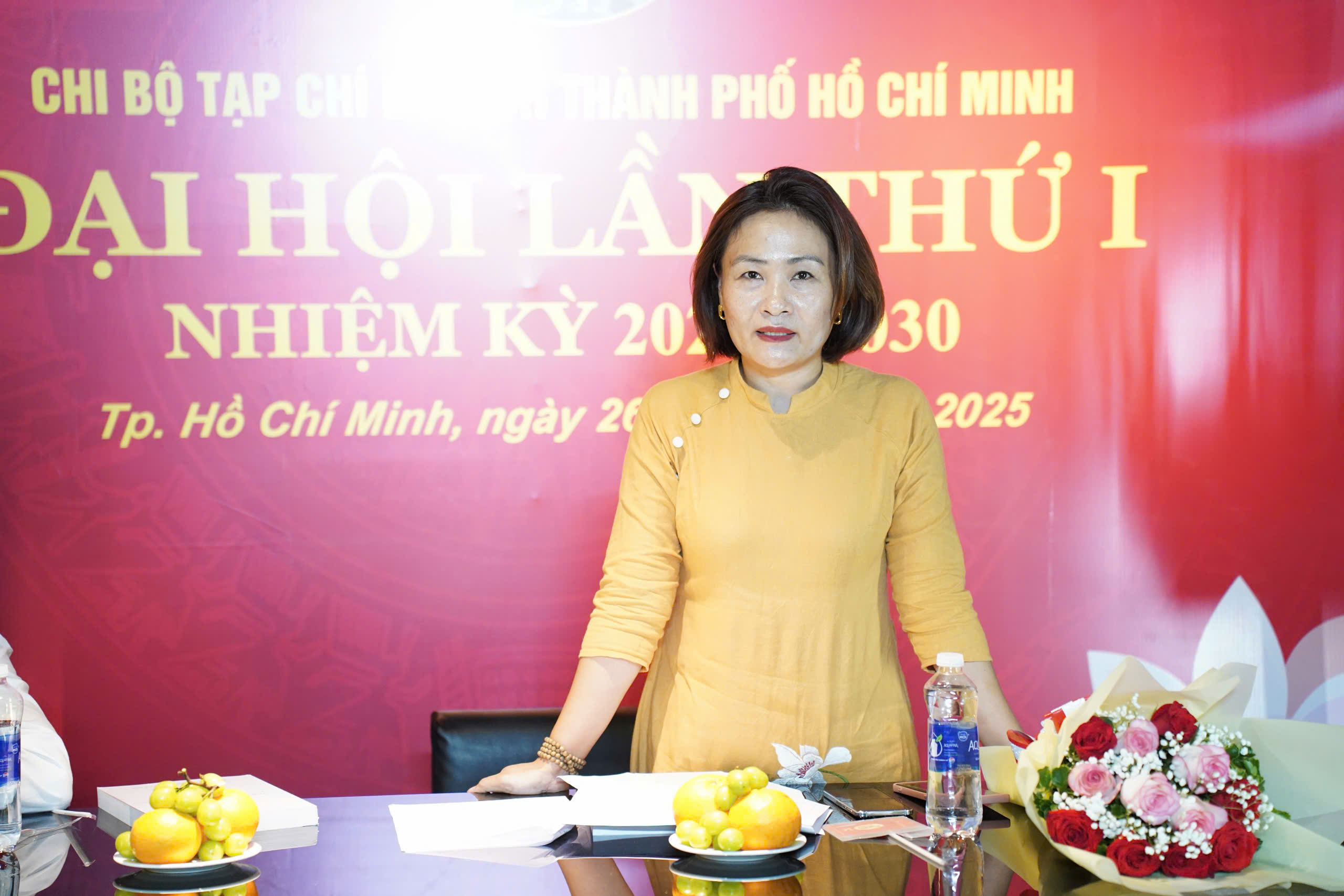 chi bo tap chi du lich tp.hcm: vung buoc trong chuyen doi va hoi nhap - 2