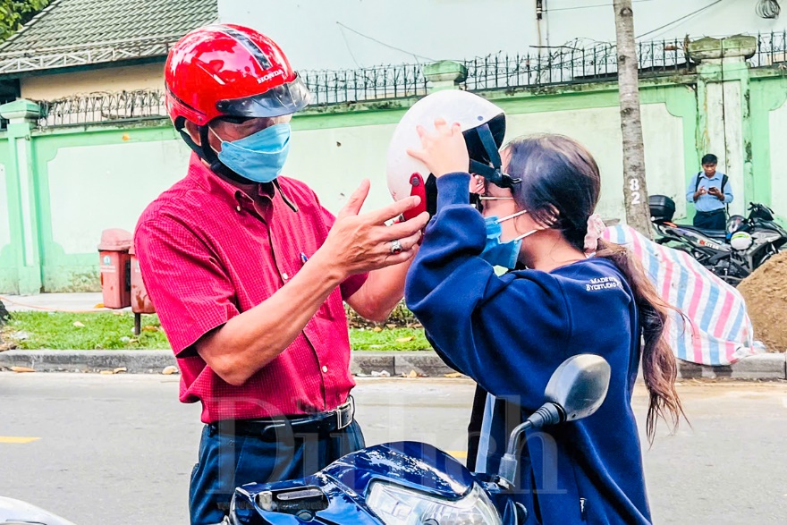 Hơn 1 triệu sĩ tử khởi đầu kỳ thi tốt nghiệp THPT 2025 với môn Ngữ văn - 5