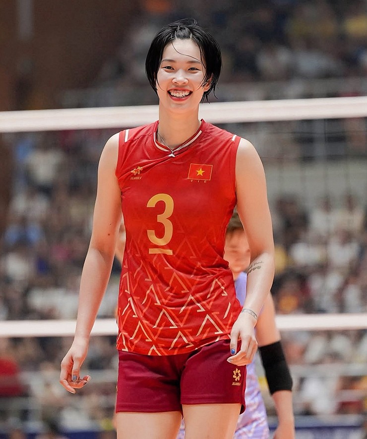 Thanh Thúy lập cột mốc đặc biệt tại bóng chuyền VTV Cup, tập nặng chờ thắng Australia - 1