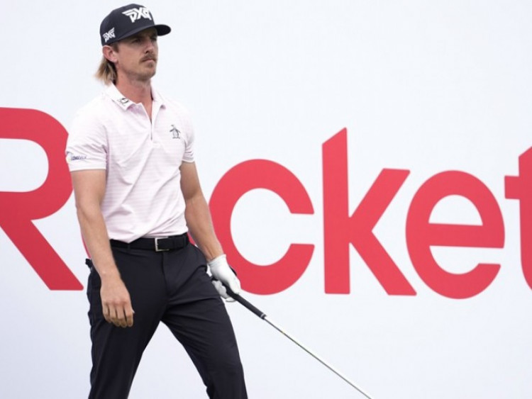Golfer Jake Knapp lập kỷ lục, thăng hạng chóng mặt tại vòng 2 Rocket Classic