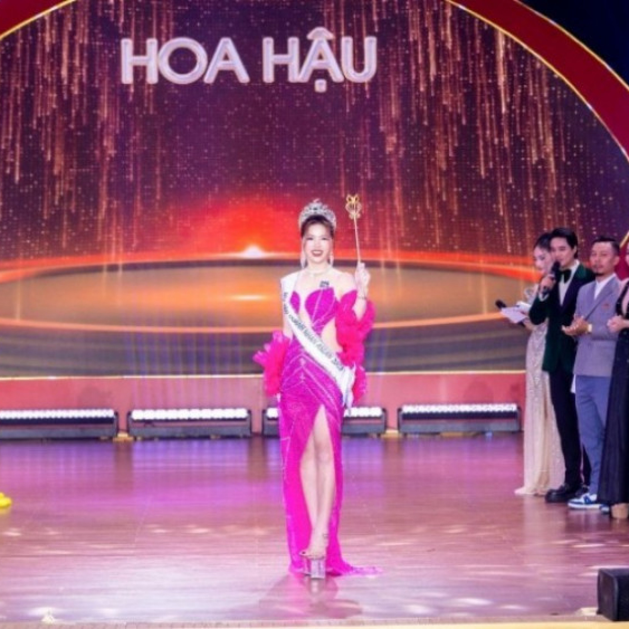  - Ngôi vị Hoa hậu Doanh nhân Asean 2025 chính thức gọi tên thí sinh Trần Thị Thịnh