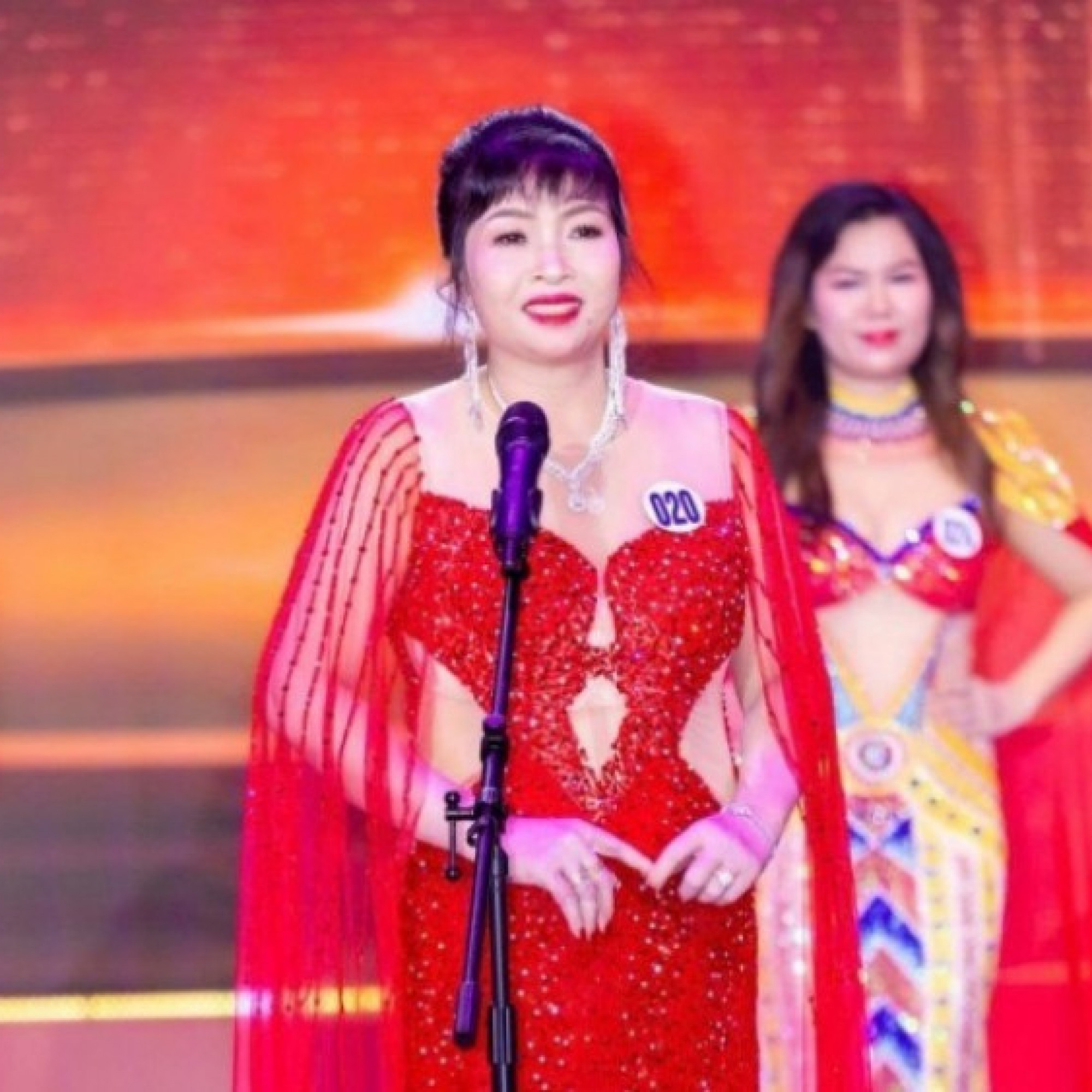  - Người đẹp Hoàng Thị Lụa tỏa sáng với danh hiệu Hoa hậu Tài năng Asean 2025