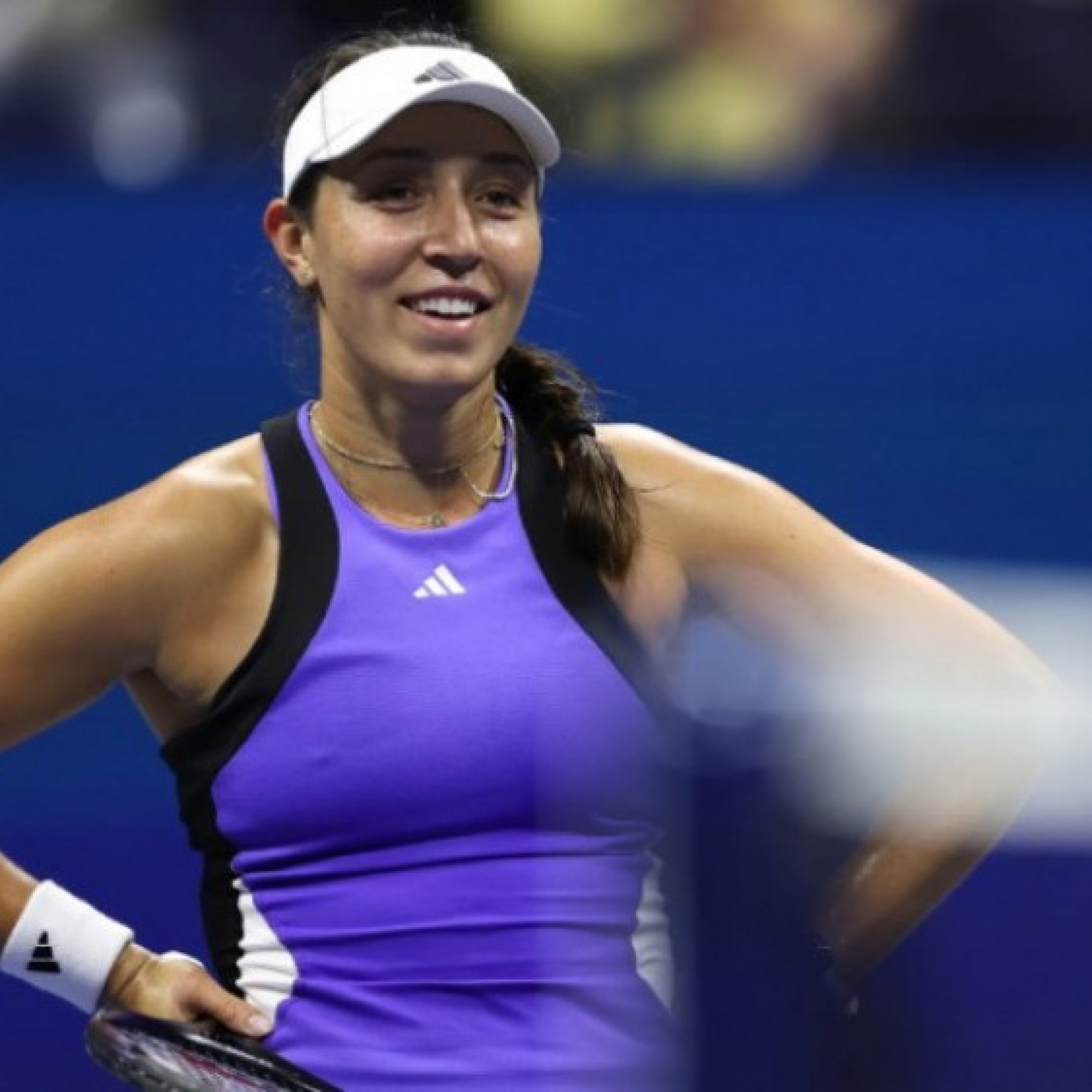  - Tay vợt nữ giàu có nhất Wimbledon thích ở riêng, không muốn cảm giác "sắp phát điên"