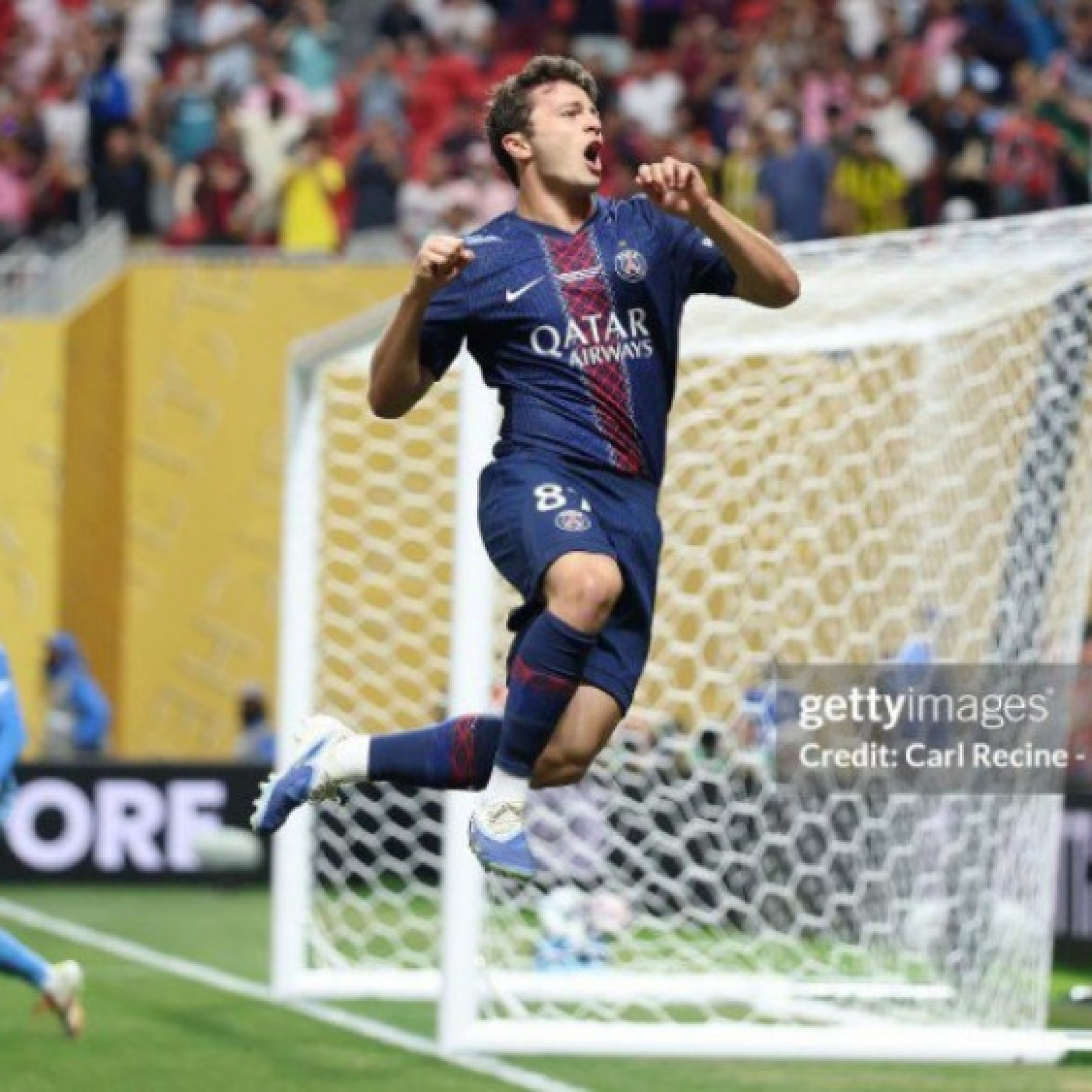  - PSG đấu Inter Miami nảy lửa: Messi tả xung hữu đột tìm cơ hội