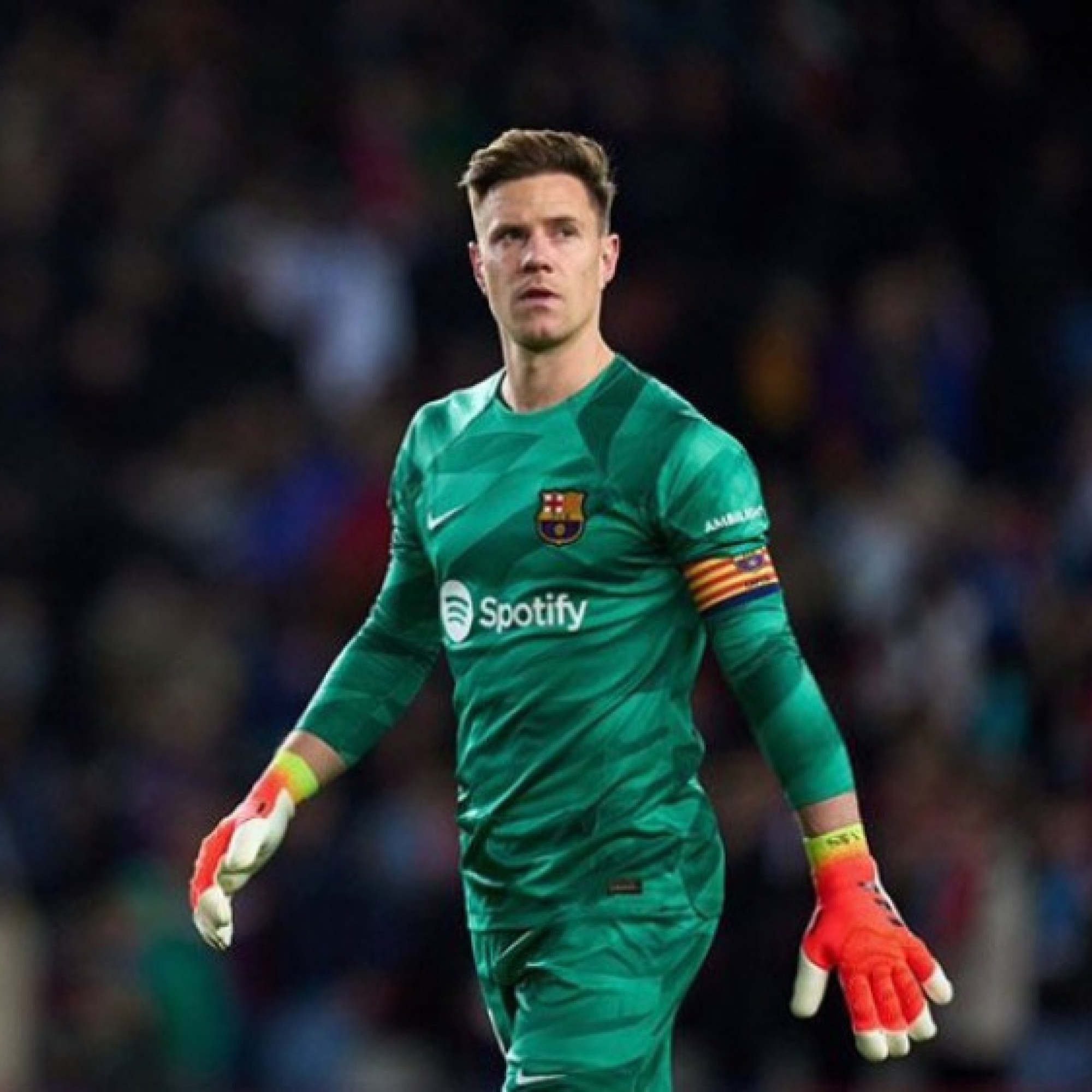 Tin mới nhất bóng đá chiều 29/6: Barcelona chuẩn bị tước băng đội trưởng của Ter Stegen