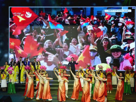 - Lan tỏa tình yêu quê hương trong đêm nhạc Trần Xuân Tiên ‘Như nắng bay lên’