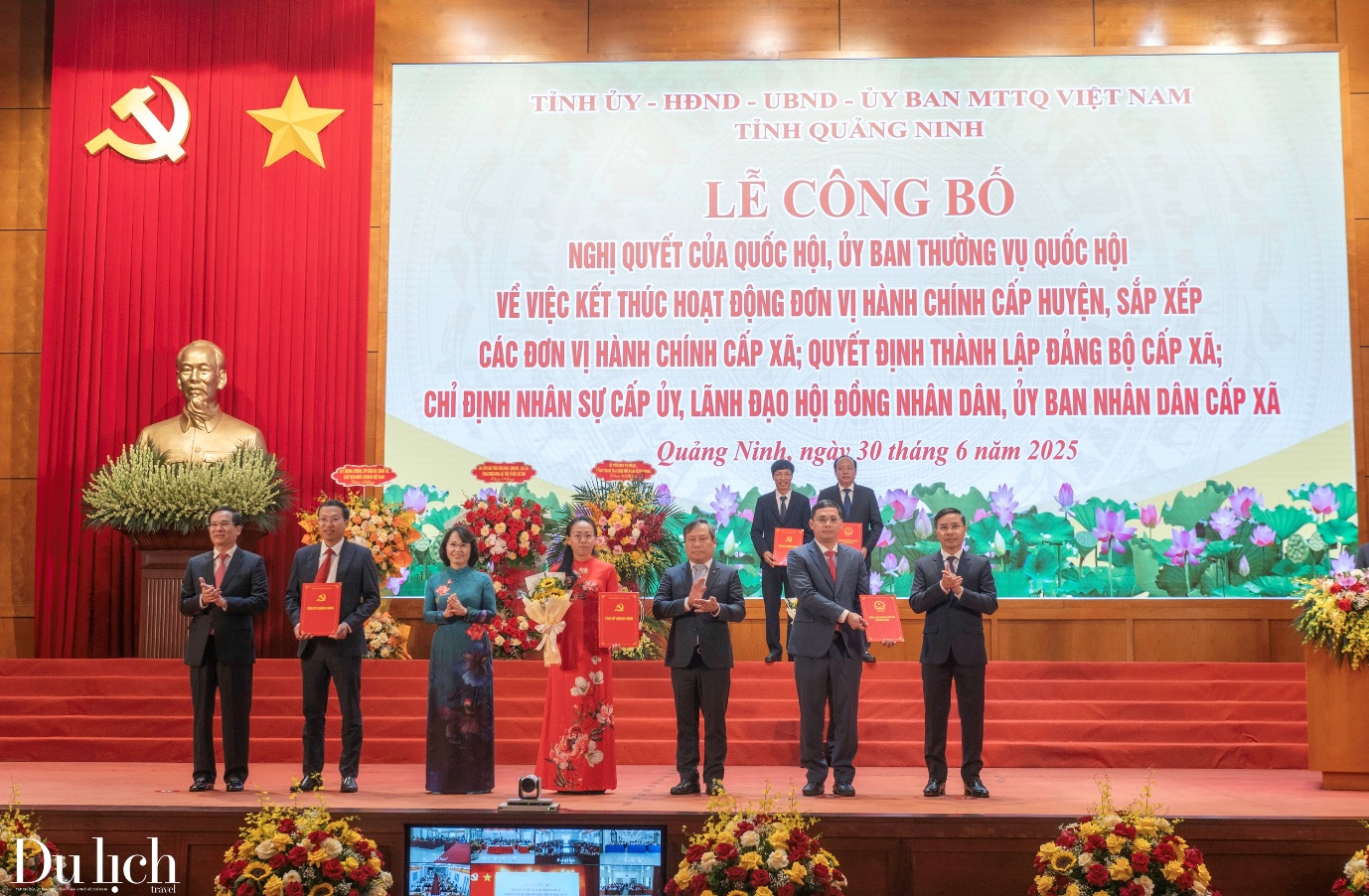 quang ninh cong bo thanh lap 52 xa, phuong va 2 dac khu - 7