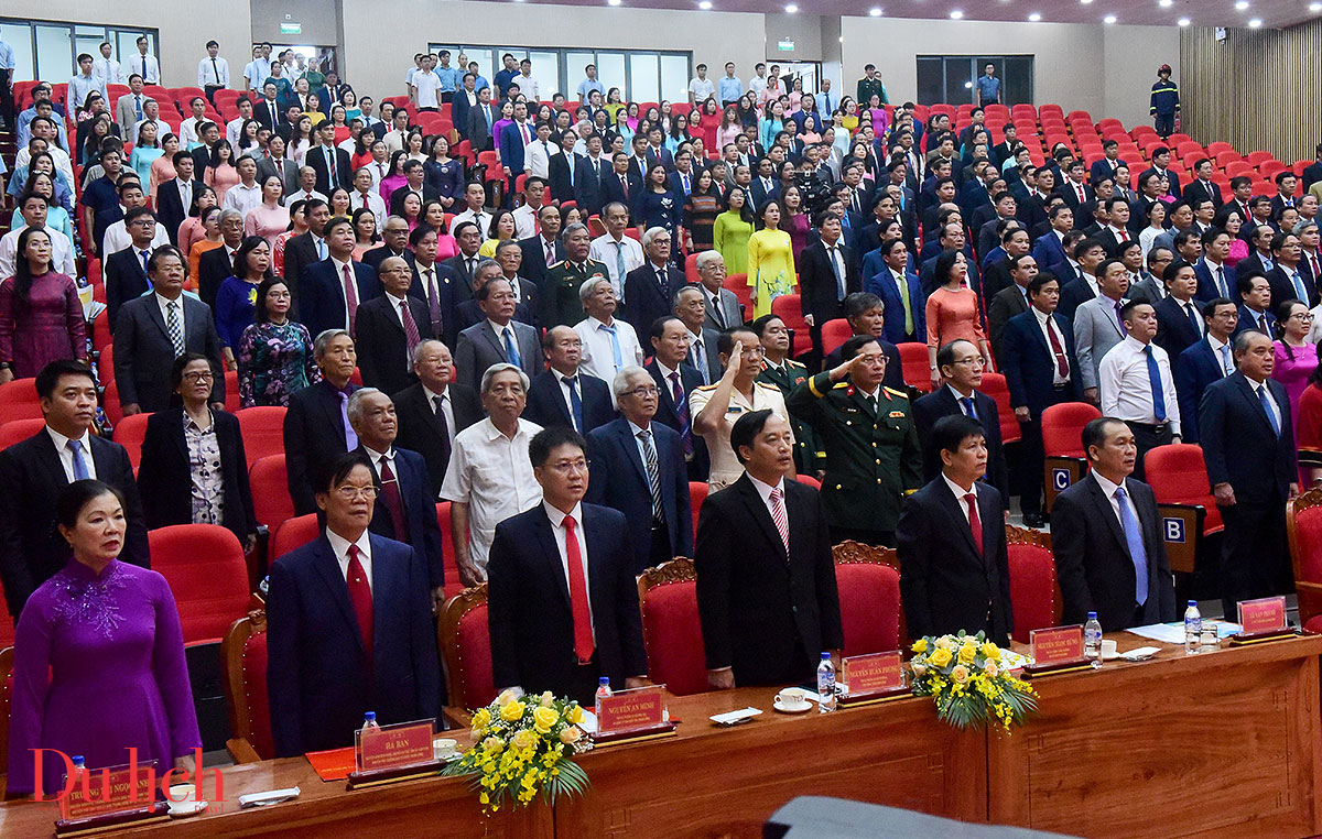 sau sap nhap, quang ngai dung truoc ‘thoi co vang’ phat trien du lich - 4