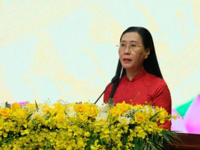  - Công bố các quyết định về tổ chức và nhân sự của 96 xã, phường, đặc khu Quảng Ngãi