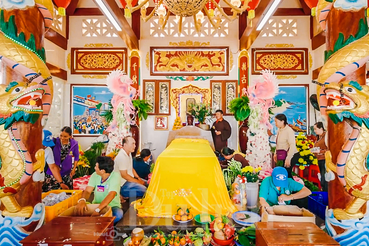 Trẩy hội Dinh cô Long Hải, khám phá nghi thức rước Cô độc đáo - 13