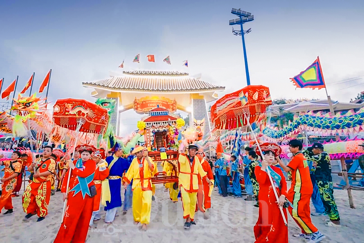 Trẩy hội Dinh cô Long Hải, khám phá nghi thức rước Cô độc đáo - 4