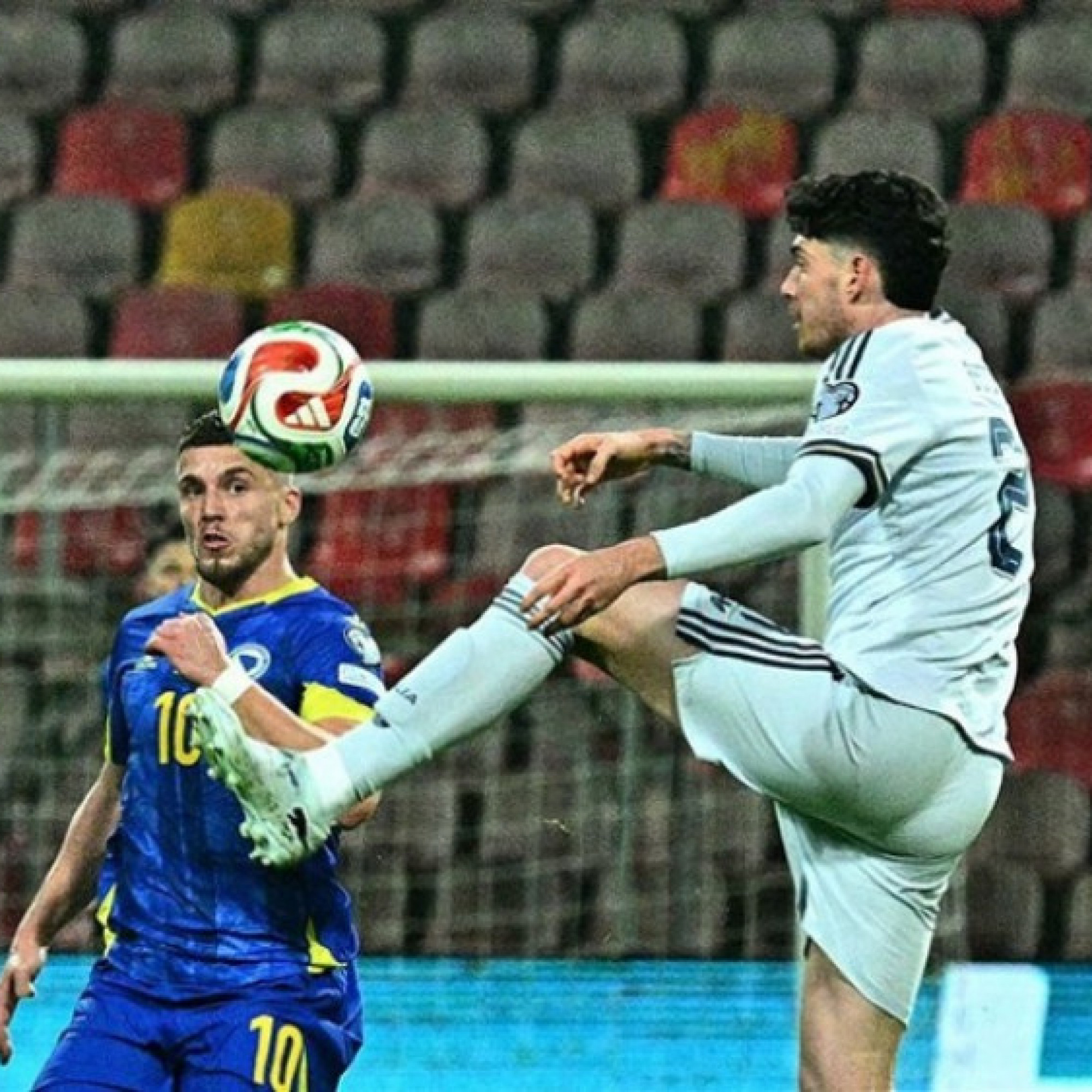  - Video bóng đá Bosnia - Italia: Thẻ đỏ tai hại, nghiệt ngã luân lưu (Play-off World Cup)