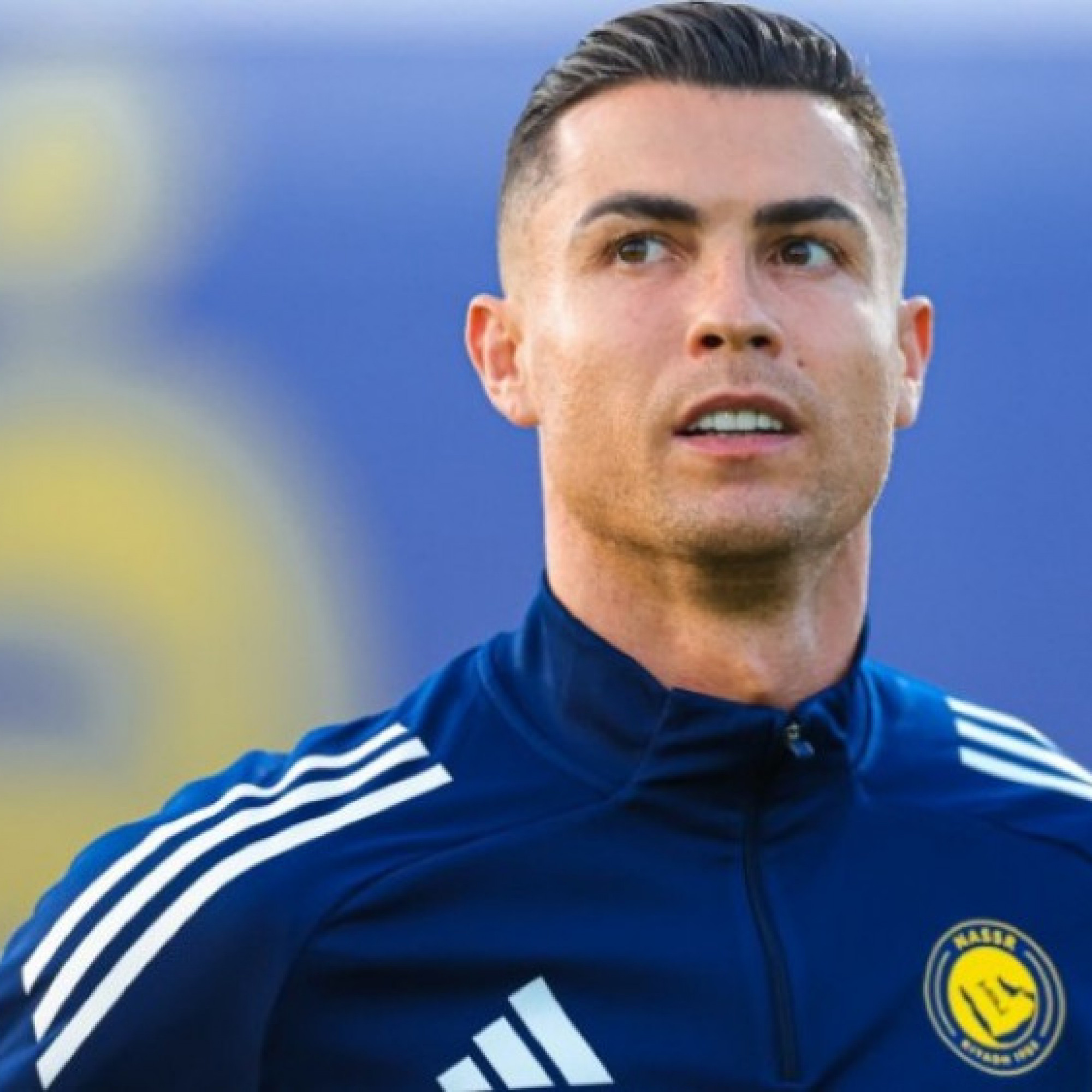  - Ronaldo lập siêu phẩm đánh gót cực dị, cười hớn hở chờ ngày tái xuất