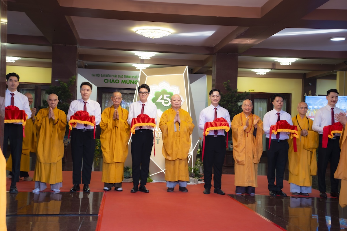 gan 500 tu lieu quy tai hien 45 nam phat giao viet nam tai viet nam quoc tu - 3