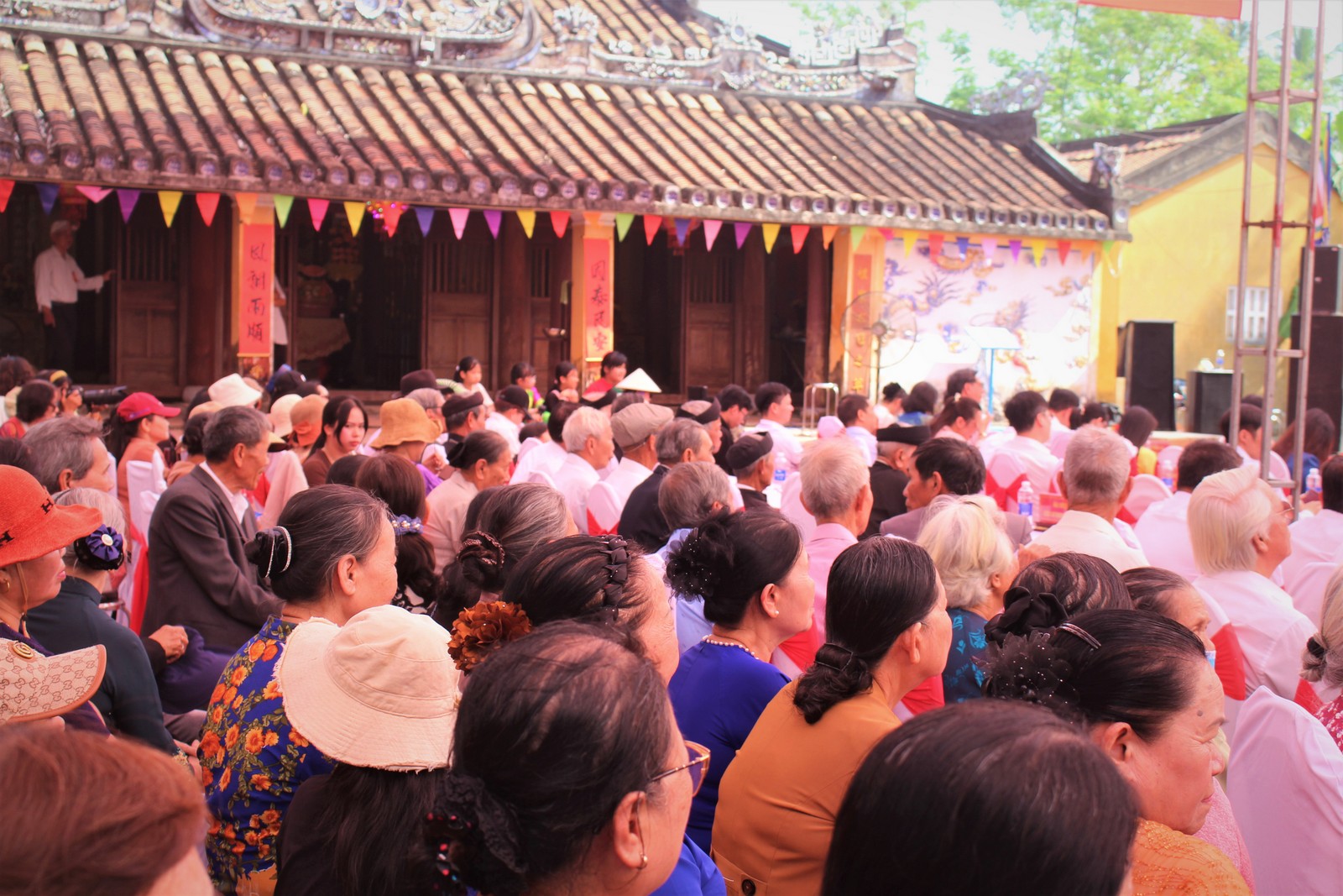 Rộn ràng lễ hội Đình làng Bồ Bản - 2