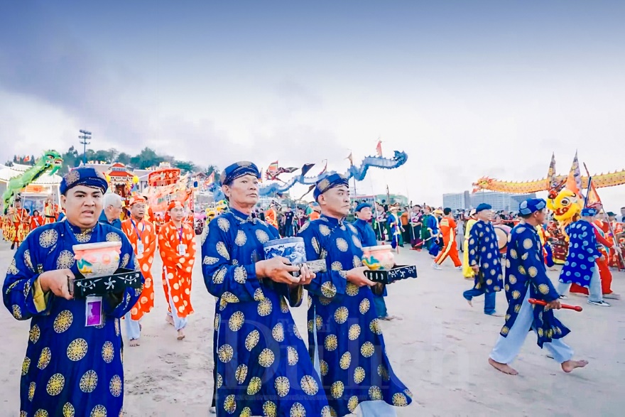 Trẩy hội Dinh cô Long Hải, khám phá nghi thức rước Cô độc đáo - 8