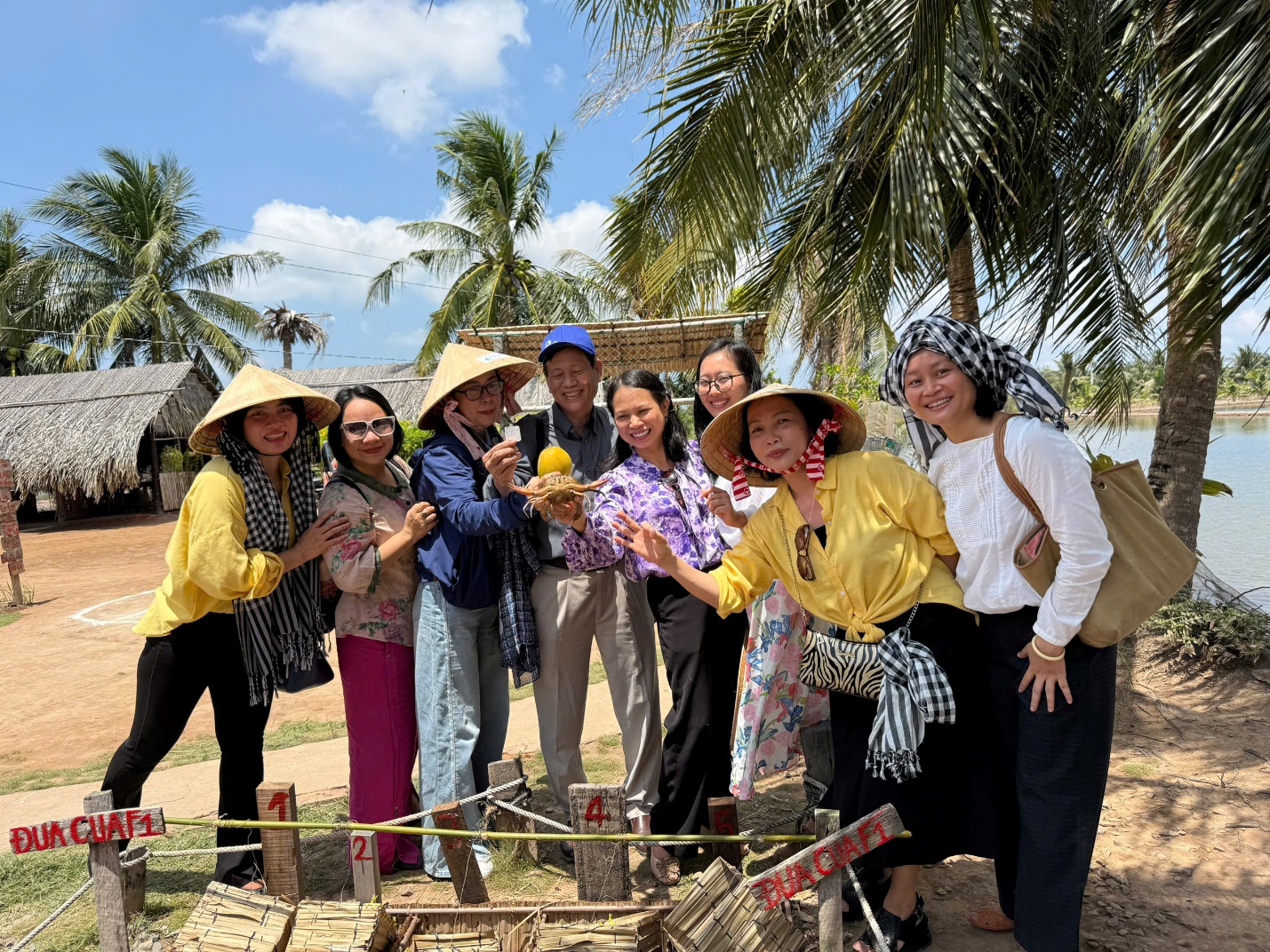 Vĩnh Long: Kết nối đa chiều trong khảo sát sinh kế gắn với phát triển du lịch - 2