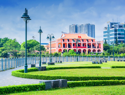 TP.HCM thay áo mới, khởi động loạt siêu công trình chào mừng lễ lớn