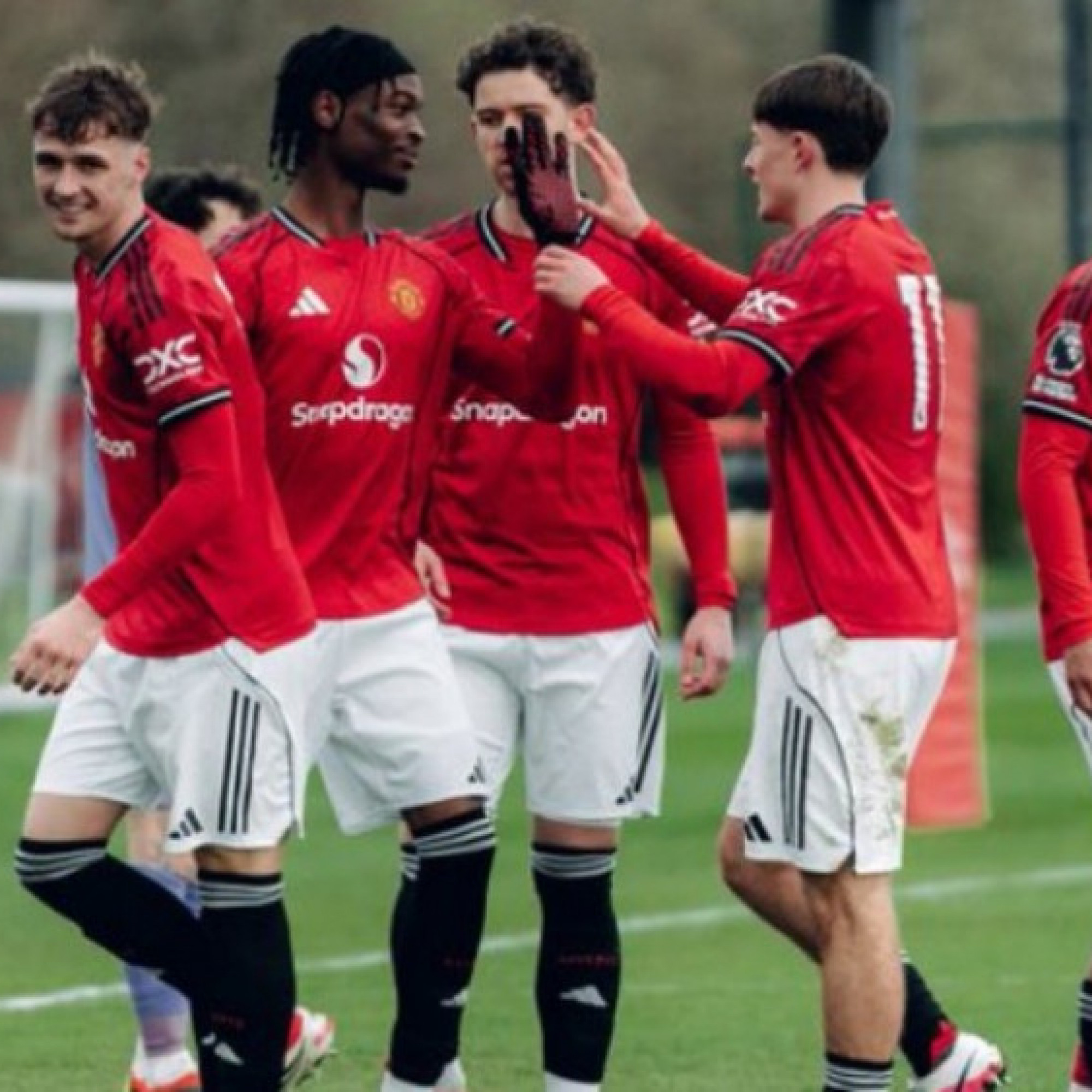  - U21 MU áp sát đỉnh bảng Premier League 2, chuẩn bị đấu đội trẻ Real Madrid