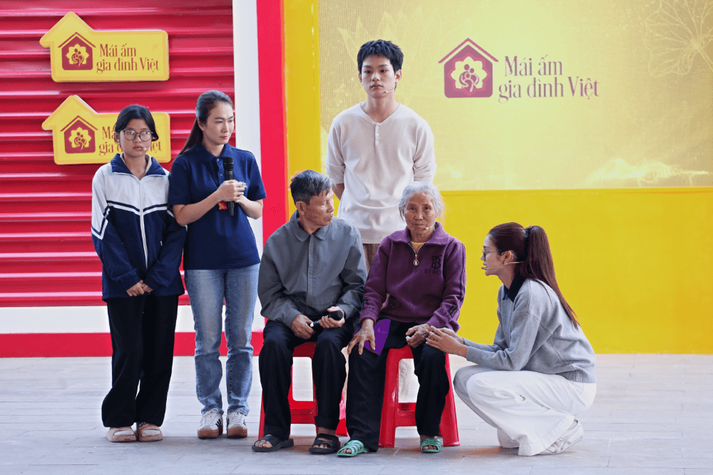 MC Thanh Thảo nghẹn lòng, Bùi Trường Linh xót xa trước gia cảnh mẹ đơn thân, con ngoan hiếu thảo - 7