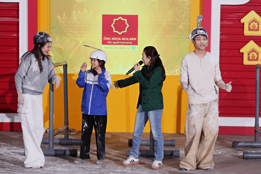 Mái ấm gia đình Việt trao gần 600 triệu đồng cho các em nhỏ có hoàn cảnh khó khăn - 4