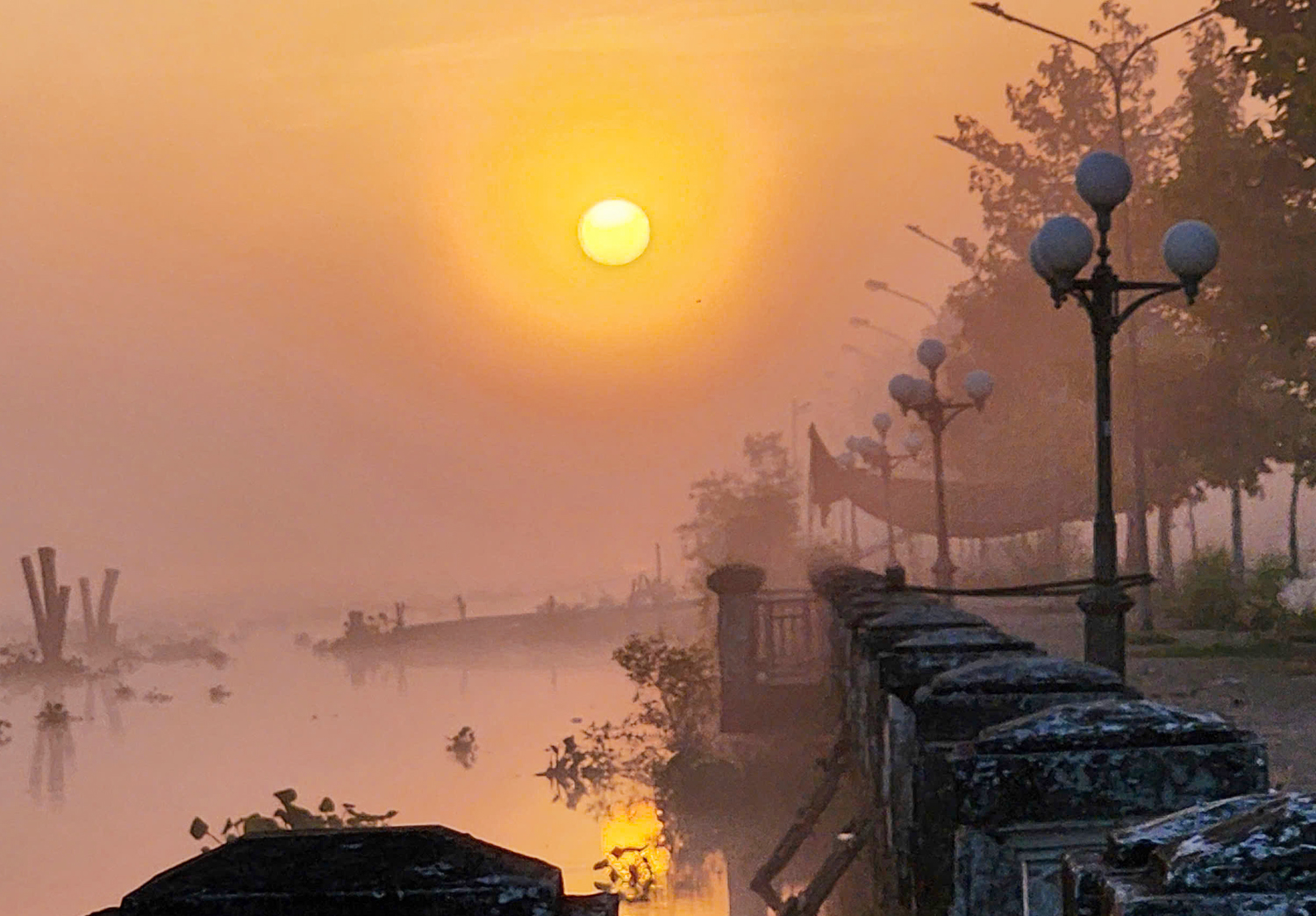 Ngắm bình minh trên sông Trăng ở Cần Thơ - 2