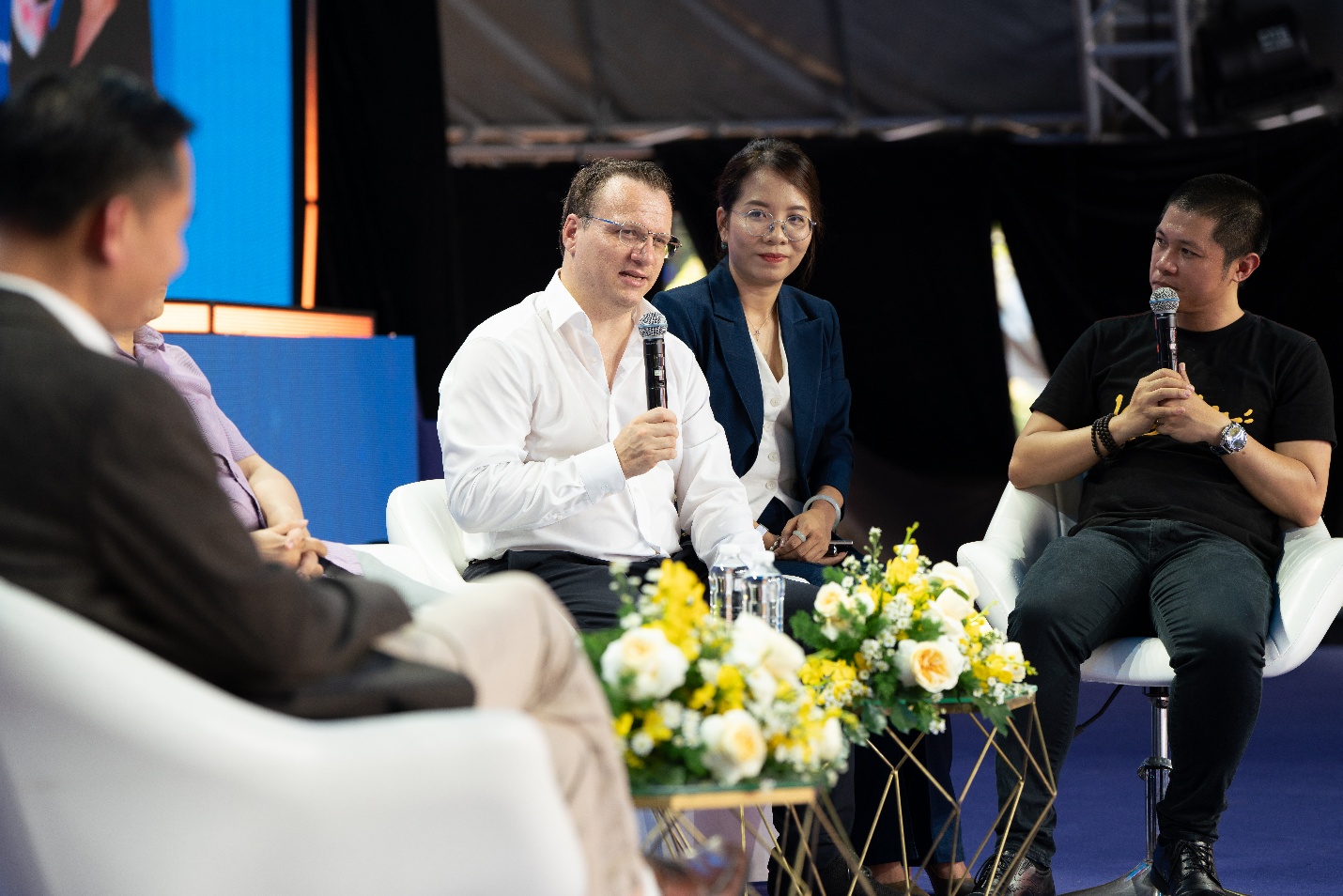 tp.hcm se dong goi “chat song” ban dia thanh san pham du lich all-in-one - 2