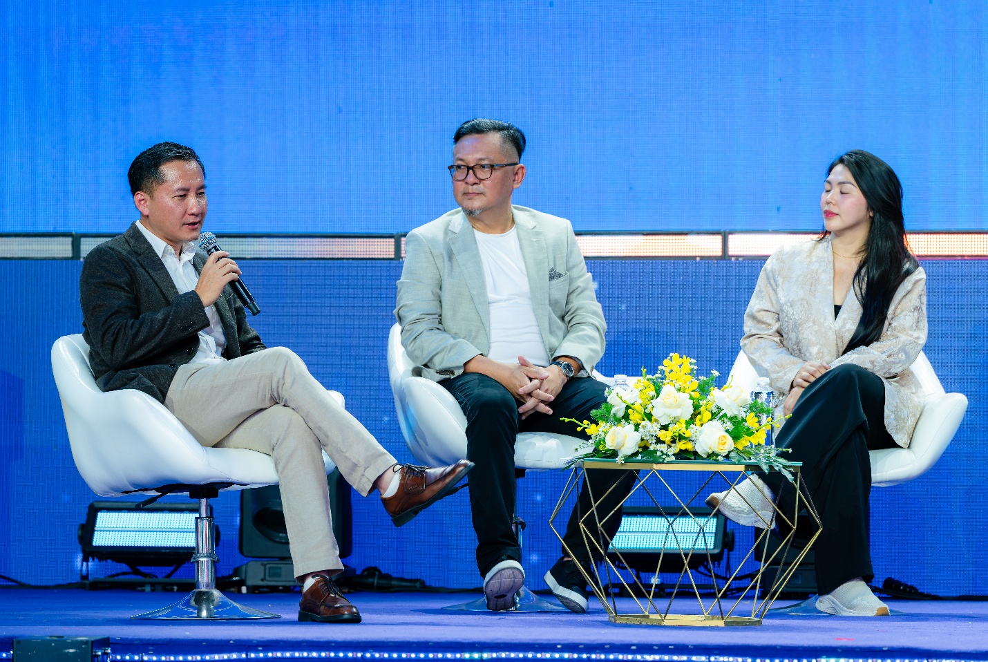 tp.hcm se dong goi “chat song” ban dia thanh san pham du lich all-in-one - 3