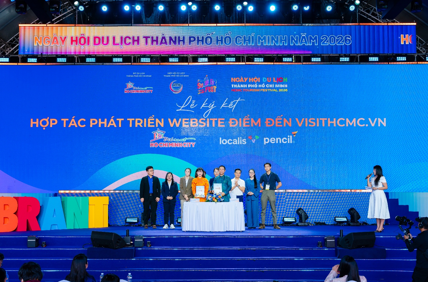 tp.hcm se dong goi “chat song” ban dia thanh san pham du lich all-in-one - 7