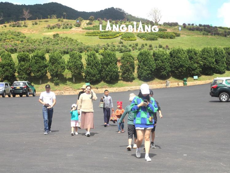 Du khách đến Lâm Đồng tăng mạnh trong 3 tháng đầu năm