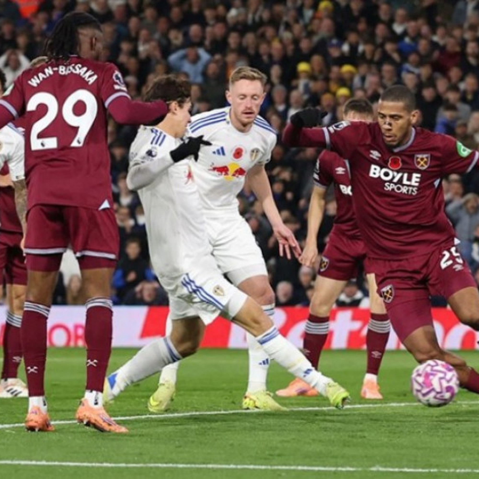  - Trực tiếp bóng đá West Ham - Leeds United: Quyết đấu vì vé bán kết (FA Cup)
