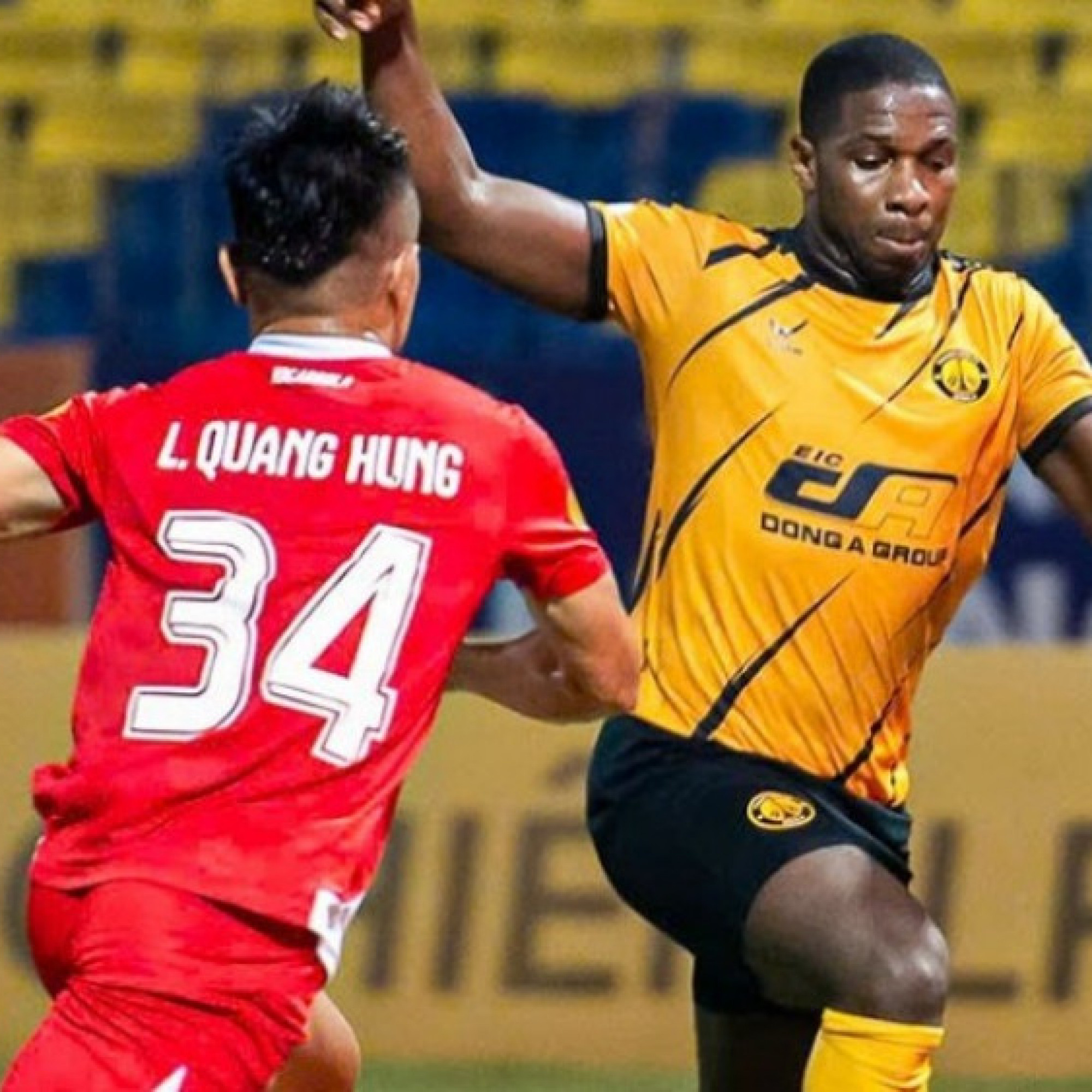  - Video bóng đá Thanh Hóa - Công an TP.HCM: 4 bàn thăng hoa, mở đường thoát hiểm (V-League)