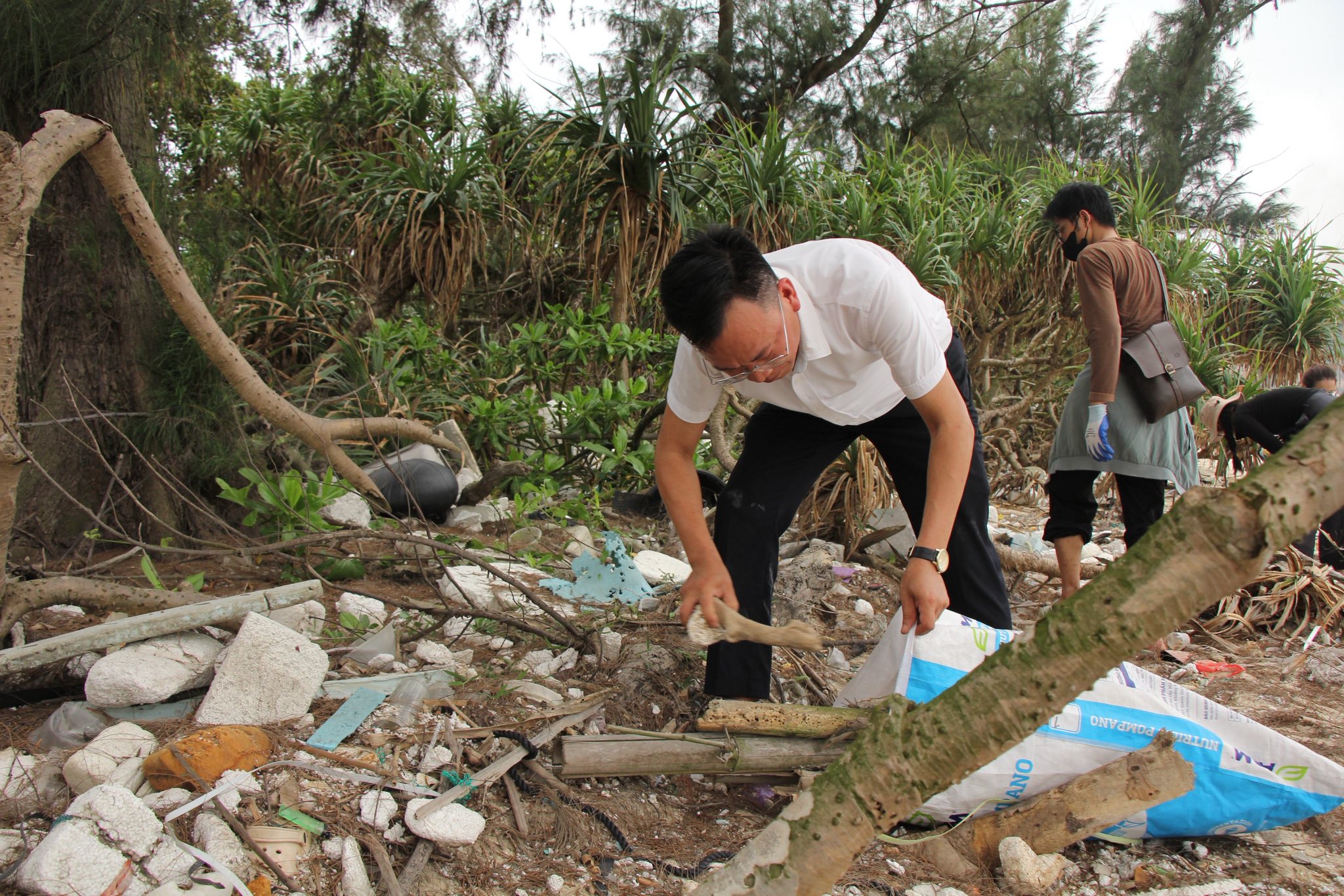 lan toa “hai trinh xanh” cung chung tay gin giu moi truong bien co to - 7