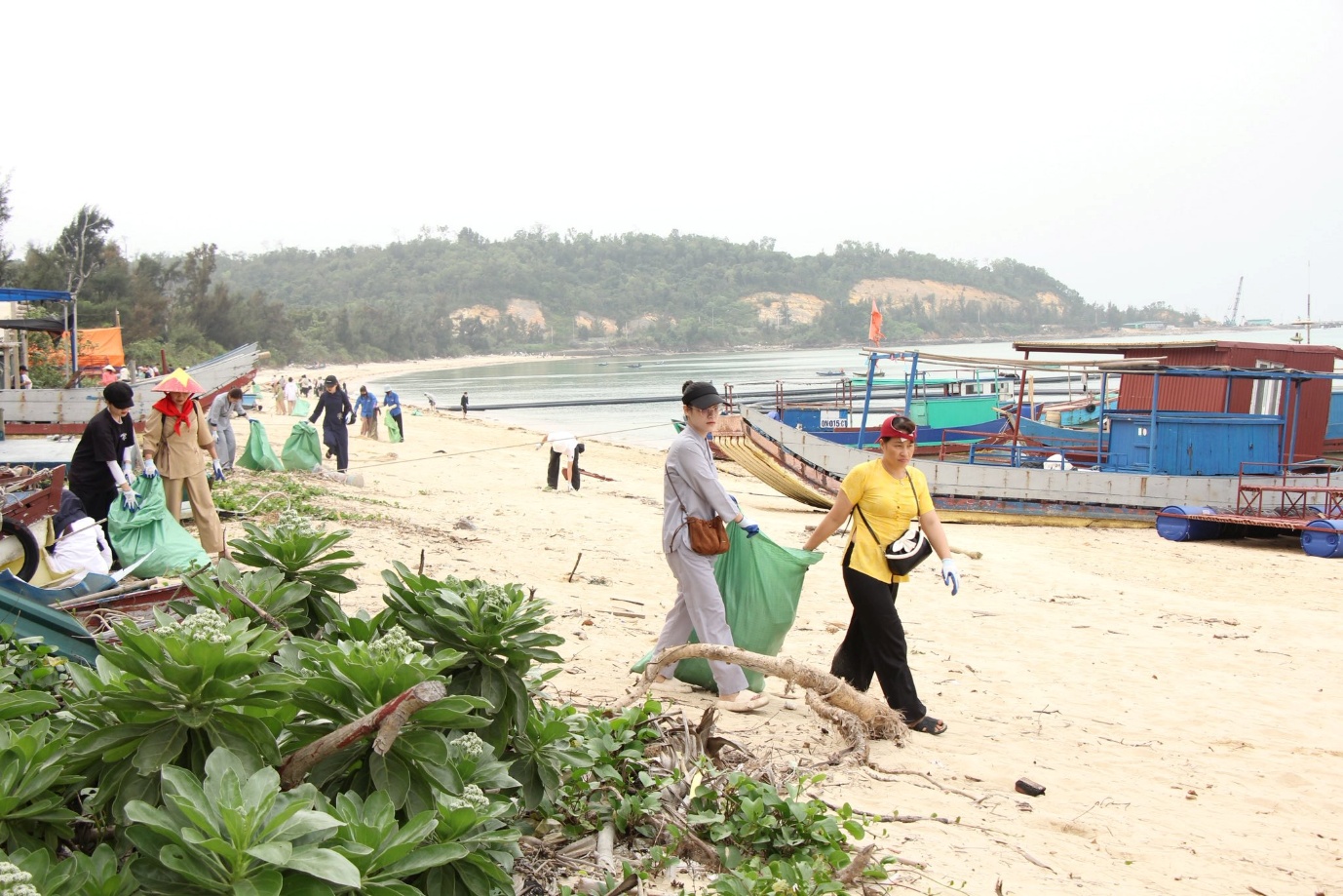 lan toa “hai trinh xanh” cung chung tay gin giu moi truong bien co to - 8