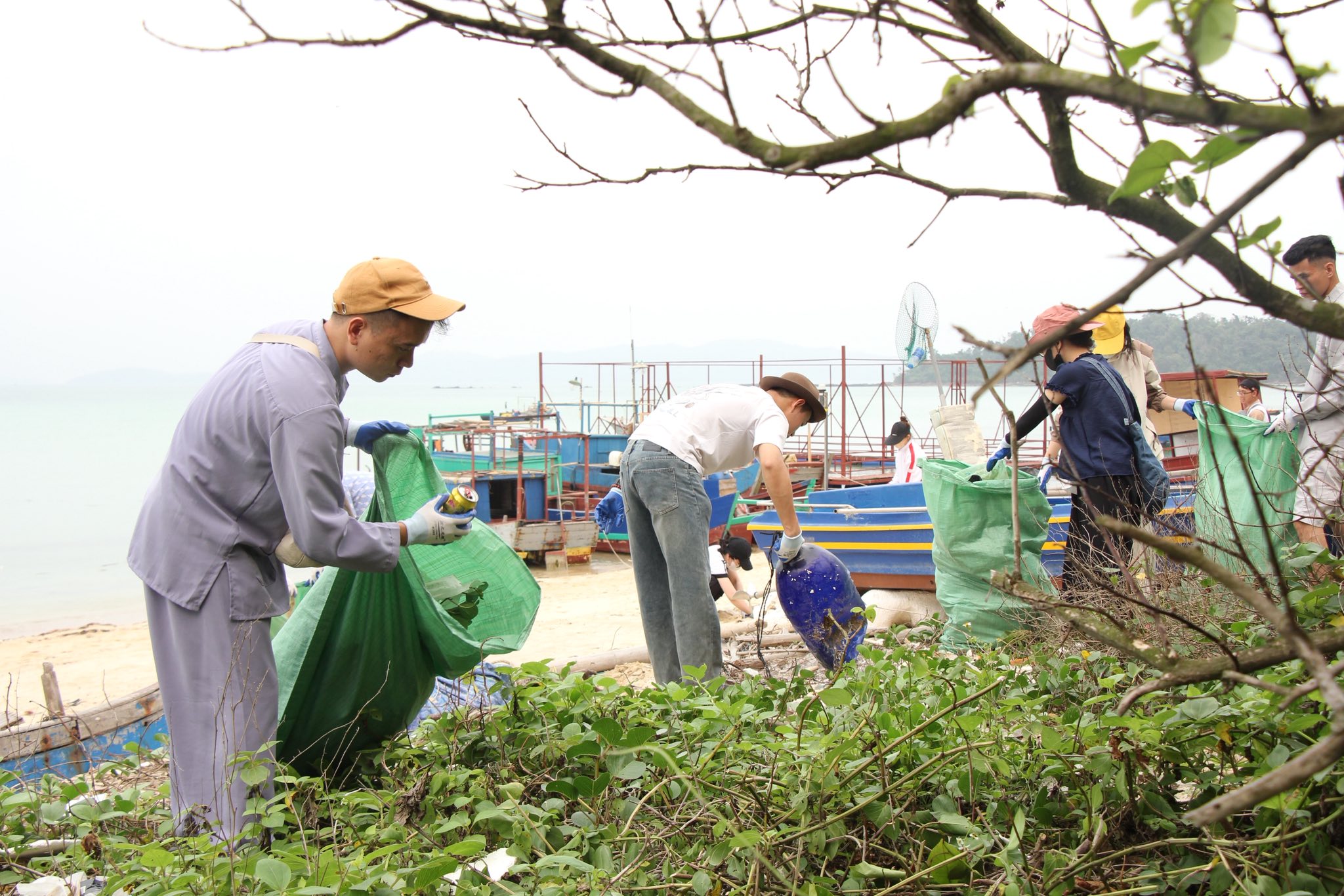 lan toa “hai trinh xanh” cung chung tay gin giu moi truong bien co to - 10